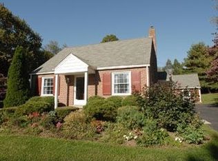 337 McMull Dr, Wayne, PA 19087