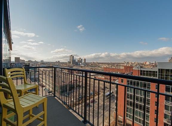 2nd image of 215 10th Ave S Unit 1003