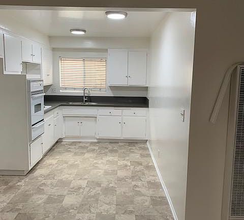 2nd image of 434 W Dryden St APT 2