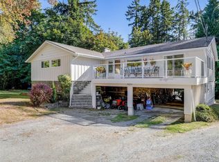 1021 Tatlow Rd, North Saanich, BC V8L 5P3