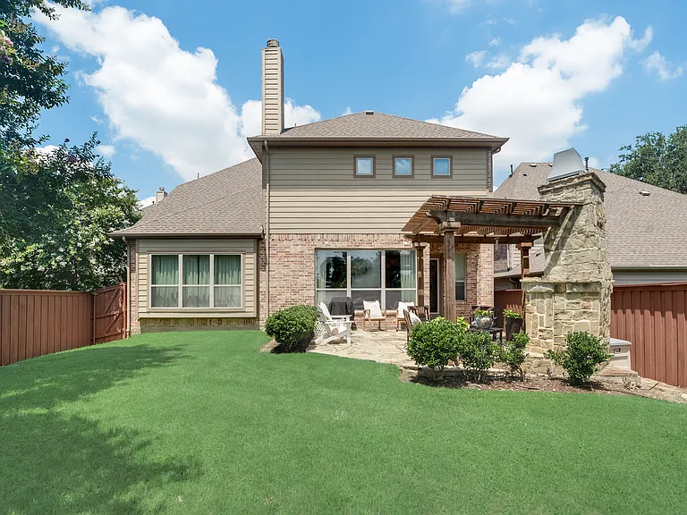 814 Calcot Dr — Photo 25