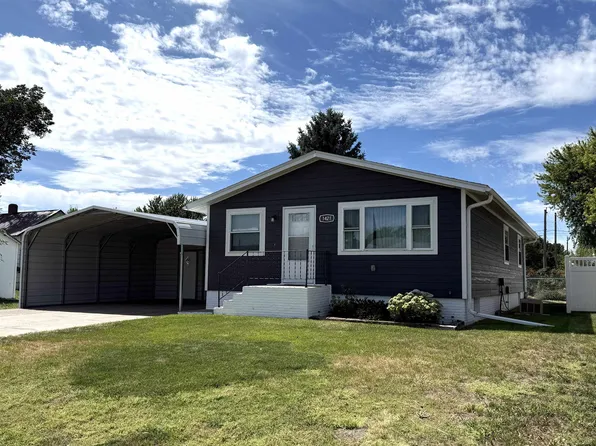 1421 Grant St, Wauneta, NE 69033