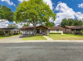 205 Klesel St, Schulenburg, TX 78956