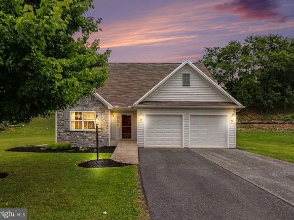 492 Princeton Rd, Harrisburg, PA 17111
