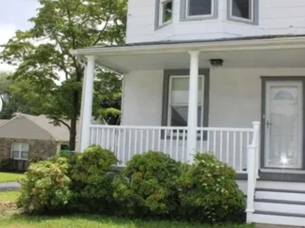 2512 Maple Ave, Wilmington, DE 19808