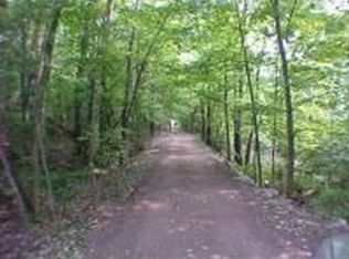 9092 Parshallville Rd, Fenton, MI 48430