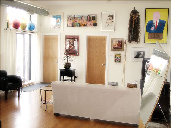 4th image of 1560 W Wabansia Ave APT 2D