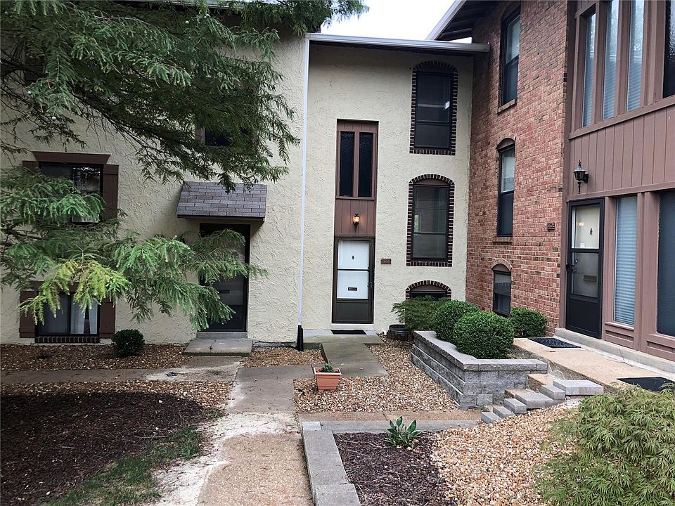 1st image of 181 Carmel Woods Dr