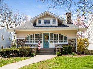 11 W Rocks Rd, Norwalk, CT 06851