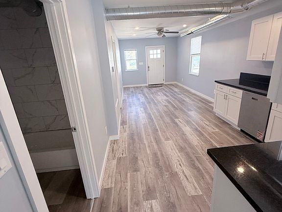 3rd image of 815 Jackson St #1