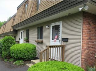 11 King Arthur Dr, Niantic, CT 06357