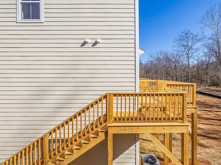 267 Vanderbilt Rd — Photo 22