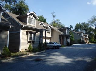 445 Sand Hill Rd, Asheville, NC 28806