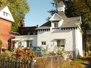 901 Dwight St, Holyoke, MA 01040