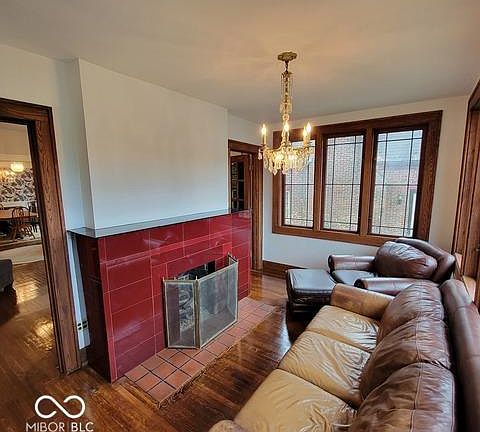 4th image of 5207 N Meridian St