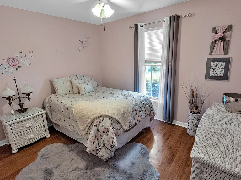 265 Okehampton Dr — Photo 13