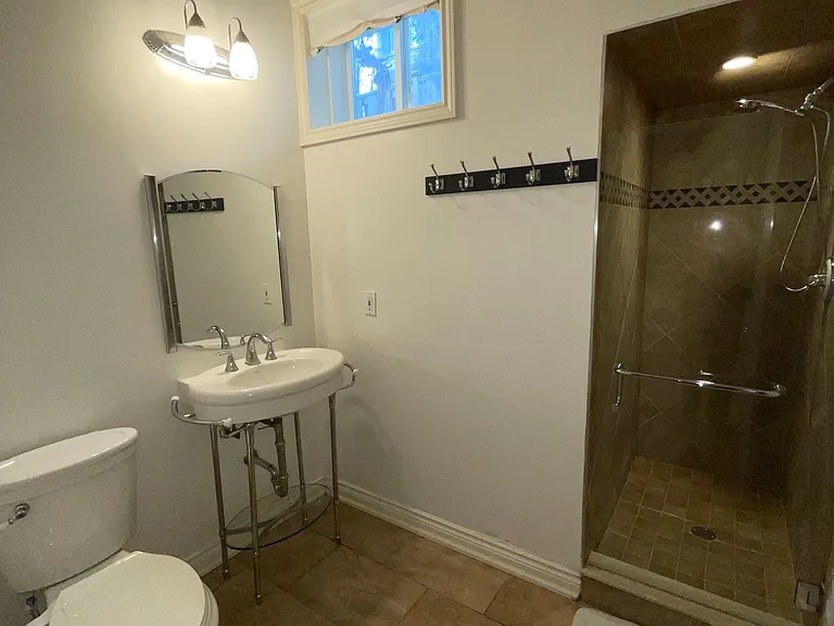 133 Spruce Ave #FURNISHED — Photo 12