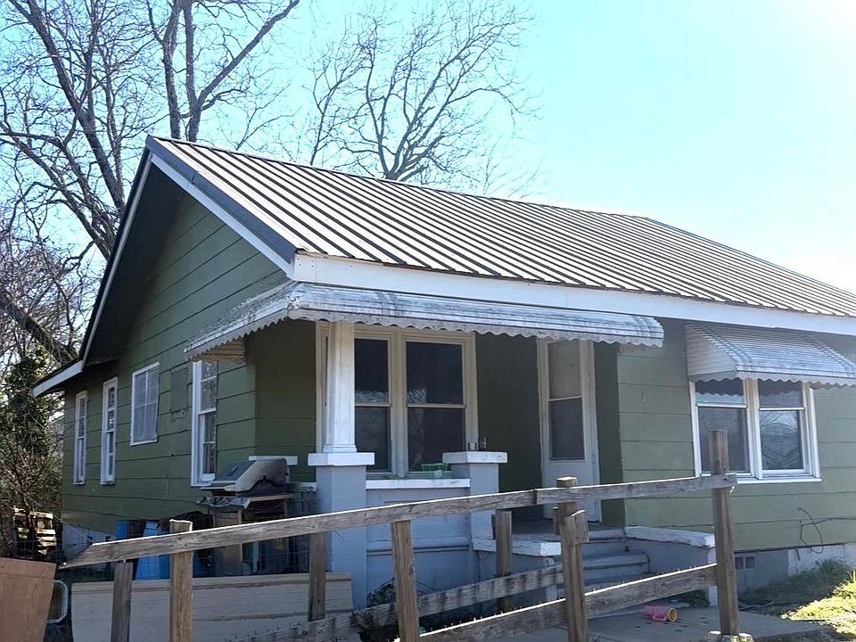2nd image of 4 Ridge St