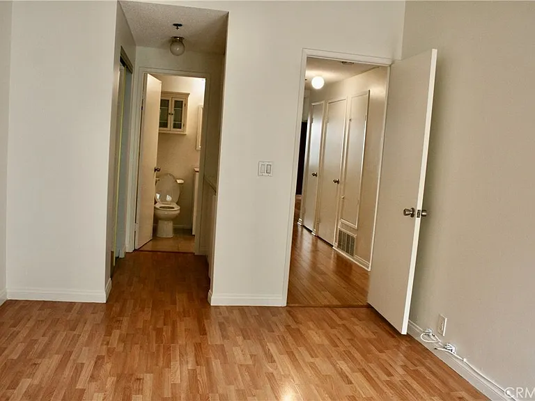 730 W 4th St #306 — Photo 24