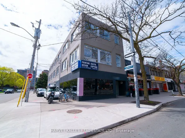 409 College St #6, Toronto, ON M5T 1T1