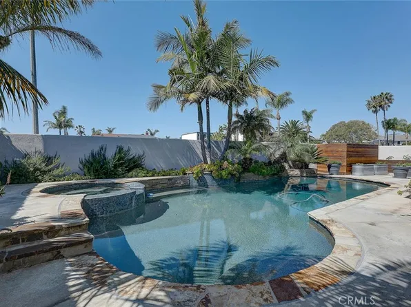 4152 Pierson Dr, Huntington Beach, CA 92649