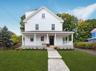 56 Riverside Ave, Concord, MA 01742