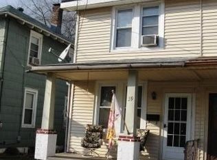 39 Lee St, Riverside, NJ 08075