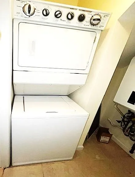 183 Webster Ave #1 — Photo 10