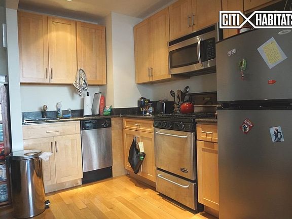 3rd image of 2167 2nd Ave APT 6A