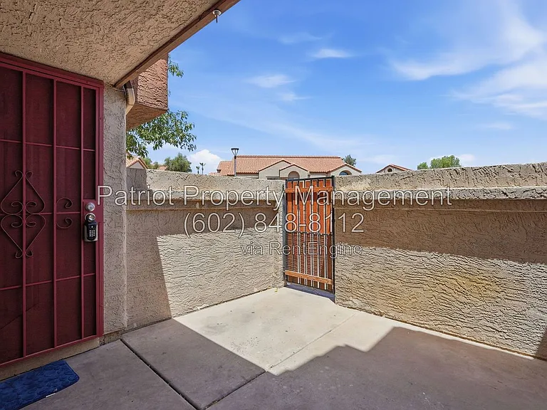 839 S Westwood #161 — Photo 31