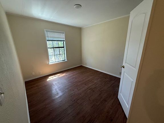 5th image of 23393 Nameless Rd APT 113