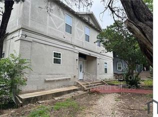 2932 Haynie St E, Fort Worth, TX 76112