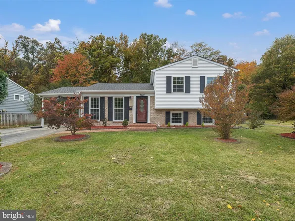 5812 Lundy Dr, Lanham, MD 20706