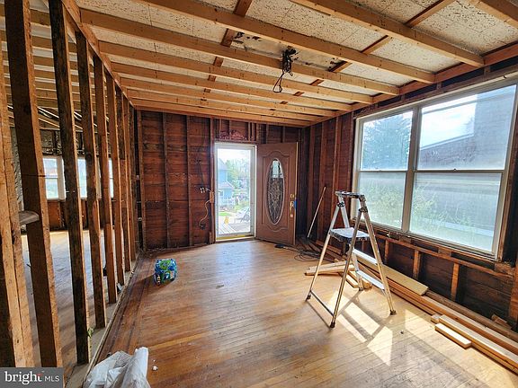 2nd image of 6308 Beechwood Rd