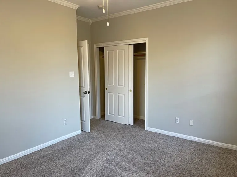 8518 Cahill Dr #35 — Photo 12