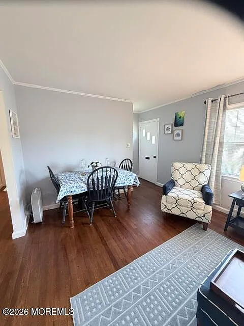 2 bed, 850 sqft, $2,500 — Photo 4