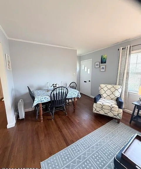 621 Essex Ave — Photo 4