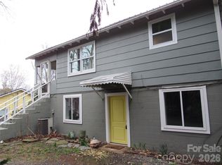 822 Azalea Ave, Black Mountain, NC 28711