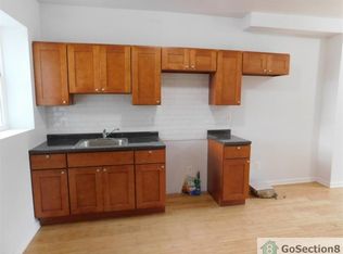 3445 Crystal St, Philadelphia, PA 19134