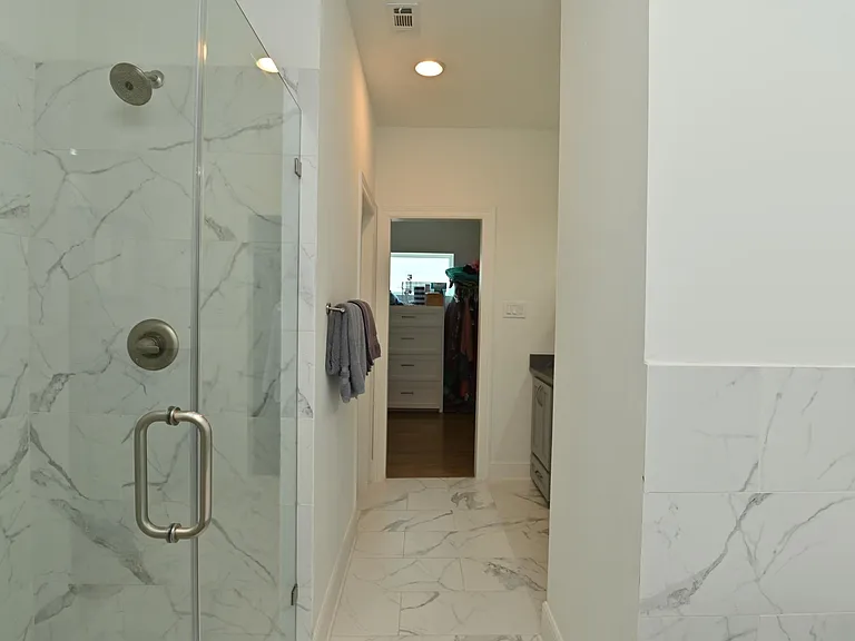 1117 W 16th St #C — Photo 75