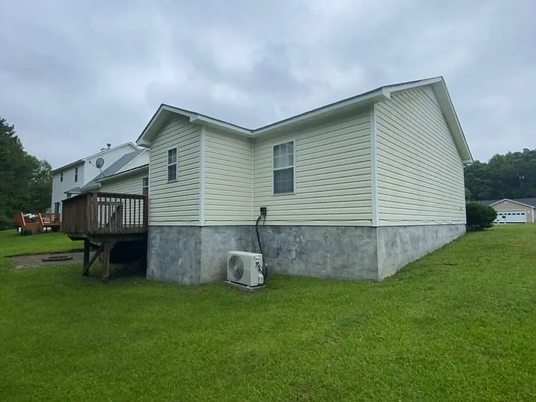 212 Winterberry Ct — Photo 14