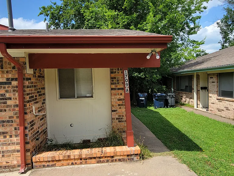 1709A Lawyer St #A — Photo 16