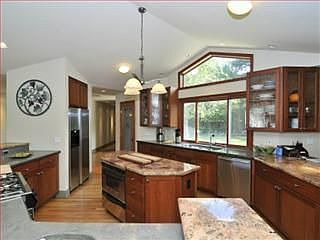 5th image of 12468 Greenmeadow Ln