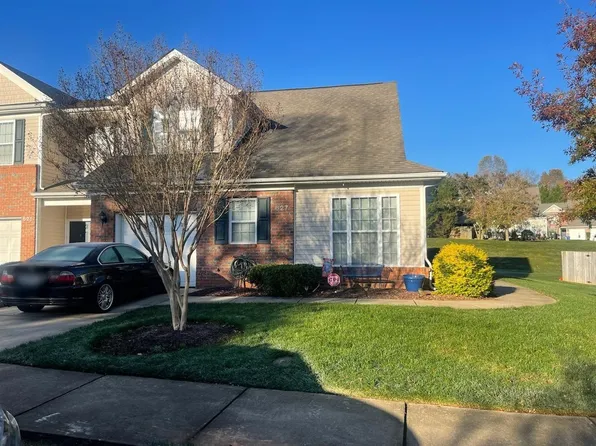 627 Oakfield Trl, Mebane, NC 27302