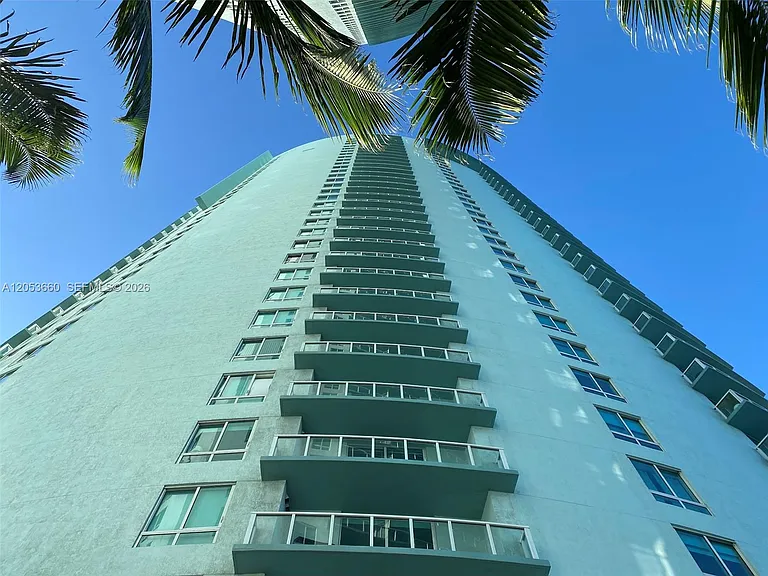 1900 N Bayshore Dr #3807 — Photo 31