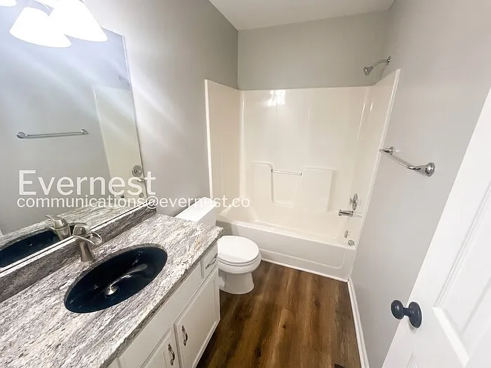 1902 Brent Ln — Photo 11