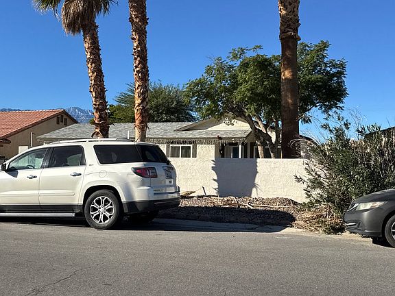 2nd image of 16171 Avenida Atezada