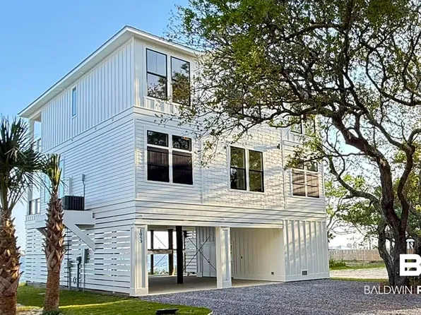 1053 Water Oaks Cir, Gulf Shores, AL 36542