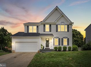 17287 Strathallen Ct, Purcellville, VA 20132