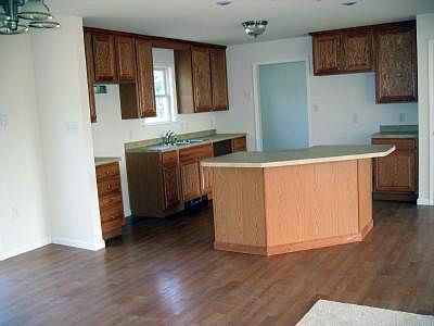 5th image of 23 Roseland Drive Bethany Gdns